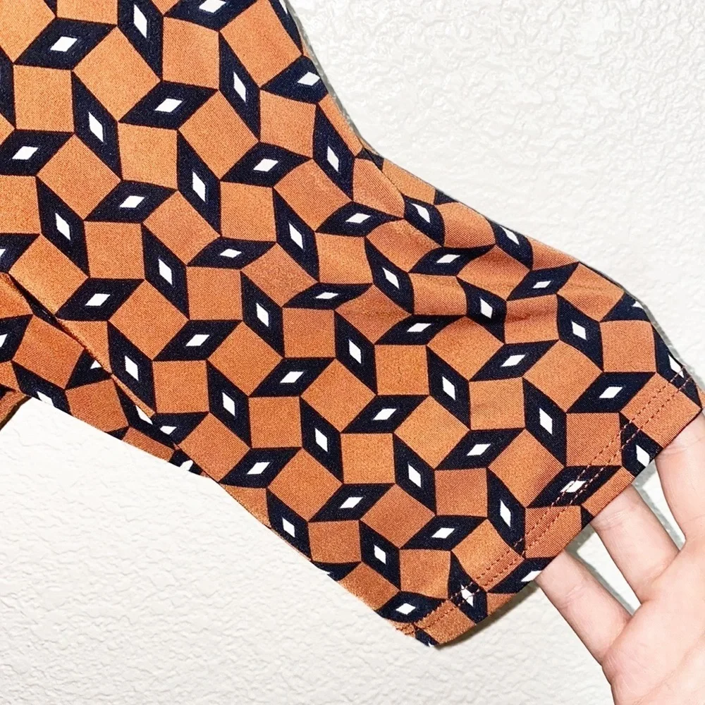 Gilli Faux Wrap Tie Waist Orange Midi Dress - Picture 5 of 10